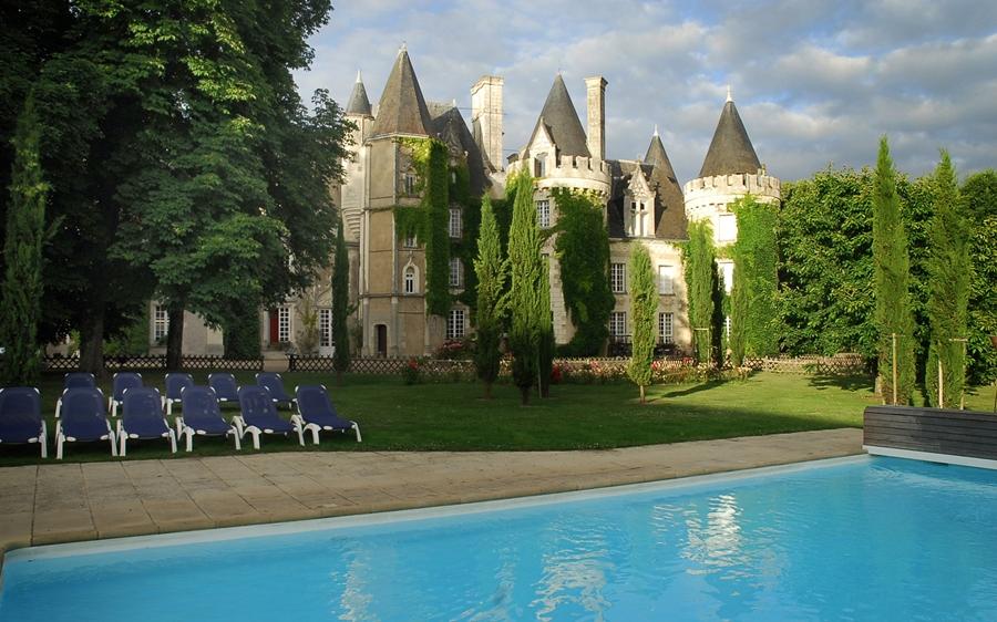 Chateau Golf Des Sept Tours Hotel Courcelles-de-Touraine Exterior photo