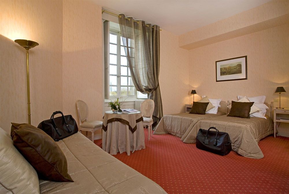 Chateau Golf Des Sept Tours Hotel Courcelles-de-Touraine Room photo